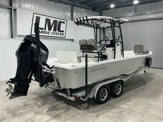 Slide: The Image of Sea Pro 248 Bay Series 2023 - 4