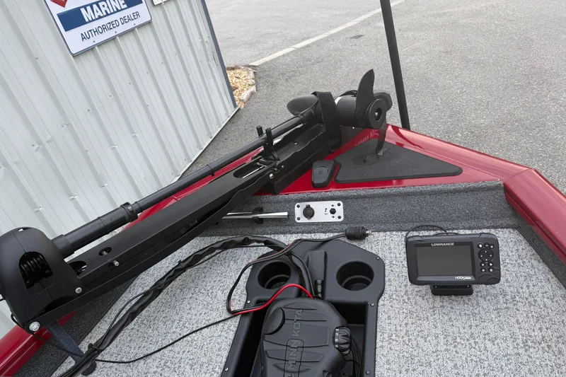 Slide: The Image of 2003 Bass Tracker PT175 boat with trolling motor and fish finder at marine dealer. - 6