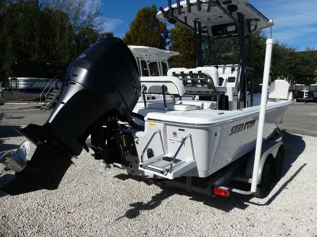 Slide: The Image of Sea Pro 230 DLX 2026 - 4