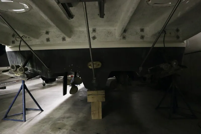 Slide: The Image of Sea Ray 340 Sundancer 1999 - 32