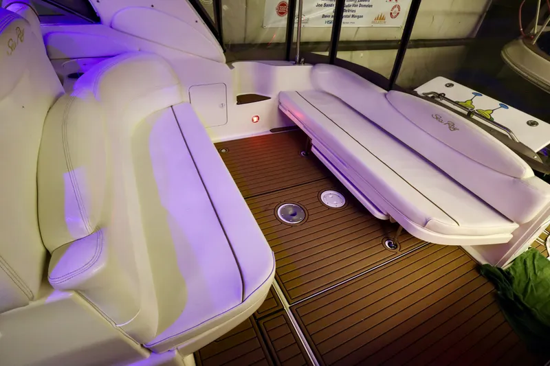 Slide: The Image of Sea Ray 340 Sundancer 1999 - 4