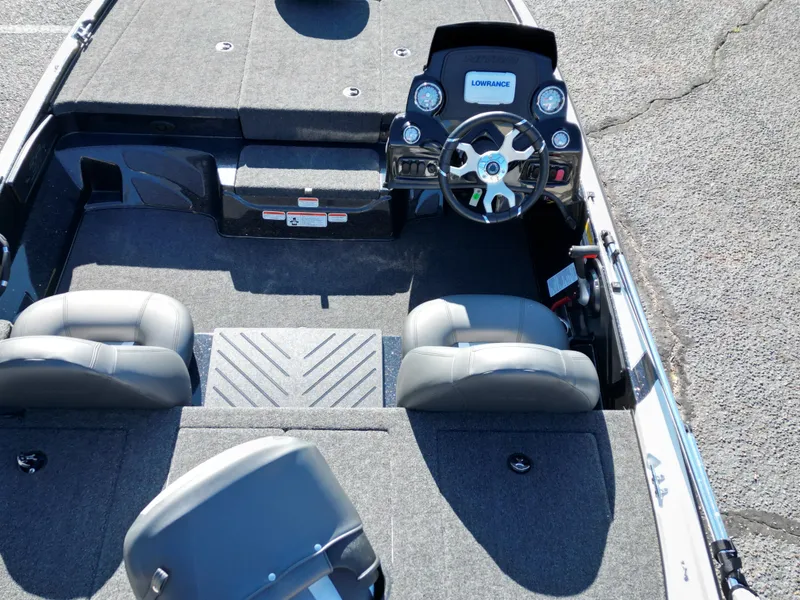 Slide: The Image of Nitro Z17 2025 - 12