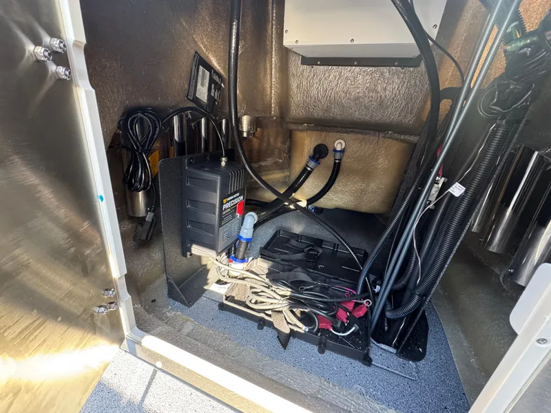 Slide: The Image of Xpress H20B Bay 2026 - 28