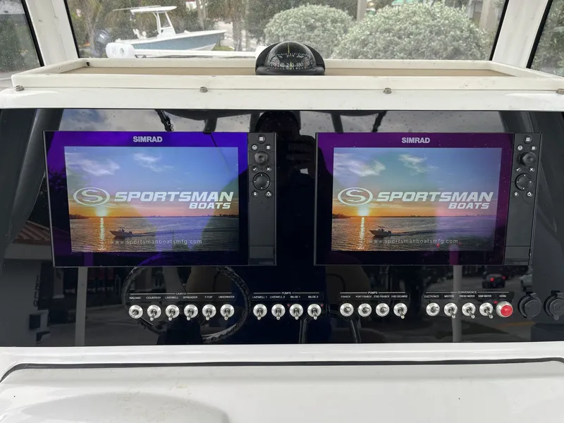 Slide: The Image of Sportsman Open 252 Center Console 2018 - 16