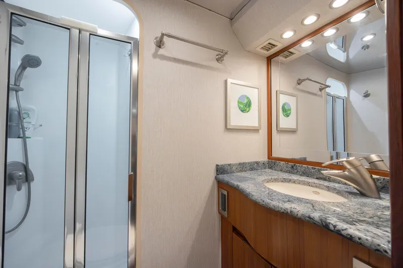 Slide: The Image of Viking 60 Convertible 2009 - 98