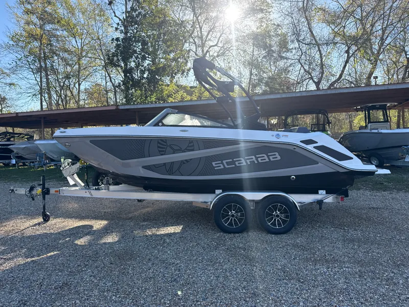 Slide: The Image of Scarab 210 LX 2026 - 7