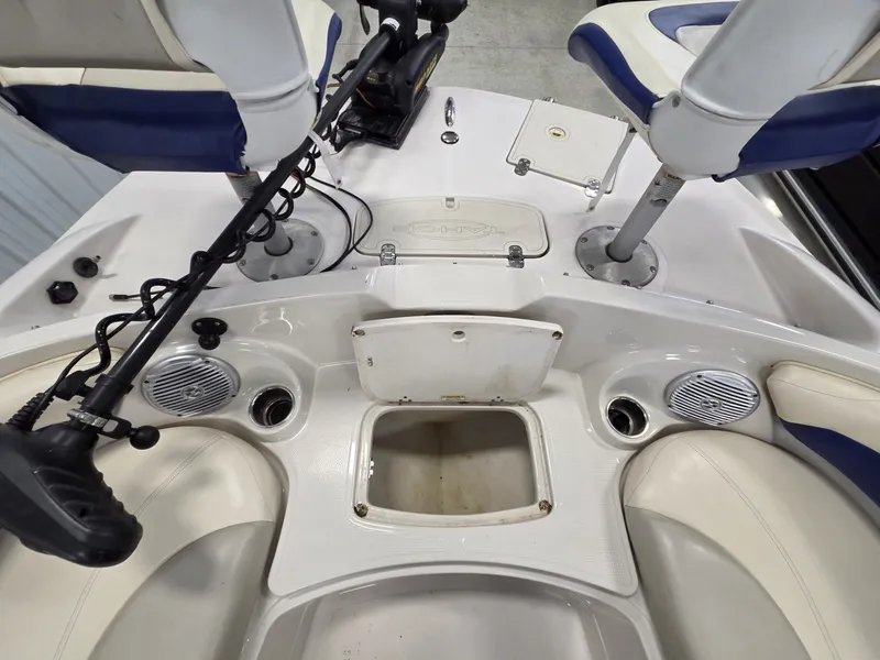 Slide: The Image of Tahoe 215 Xi 2010 - 36