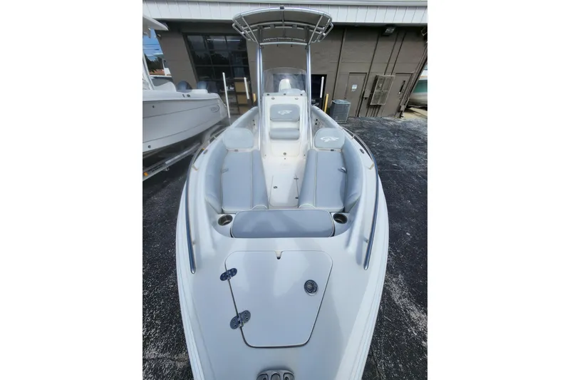 Slide: The Image of 2020 Glasstream 240 CCX boat with sleek design and spacious seating. - 14