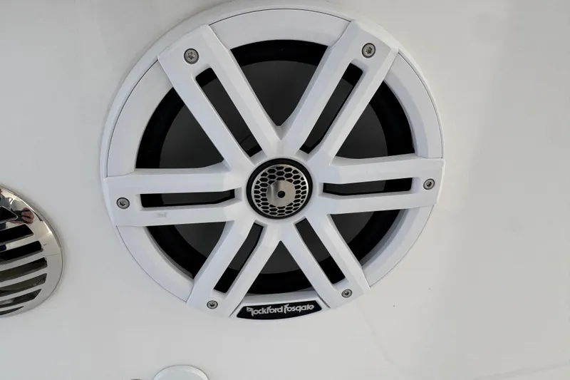 Slide: The Image of White Rockford Fosgate speaker on 2022 Intrepid 409 Valor boat. - 24