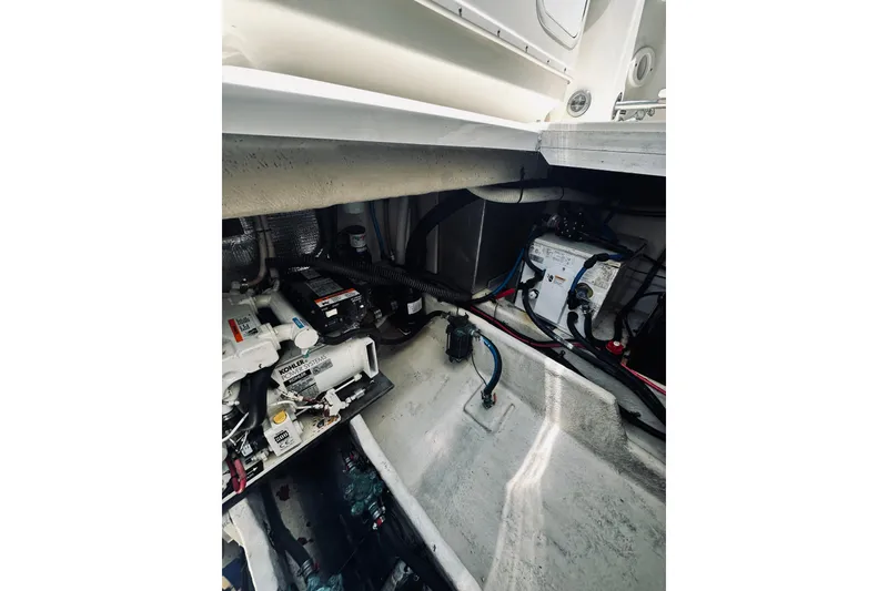 Slide: The Image of Sea Ray 290 Amberjack 2005 - 41