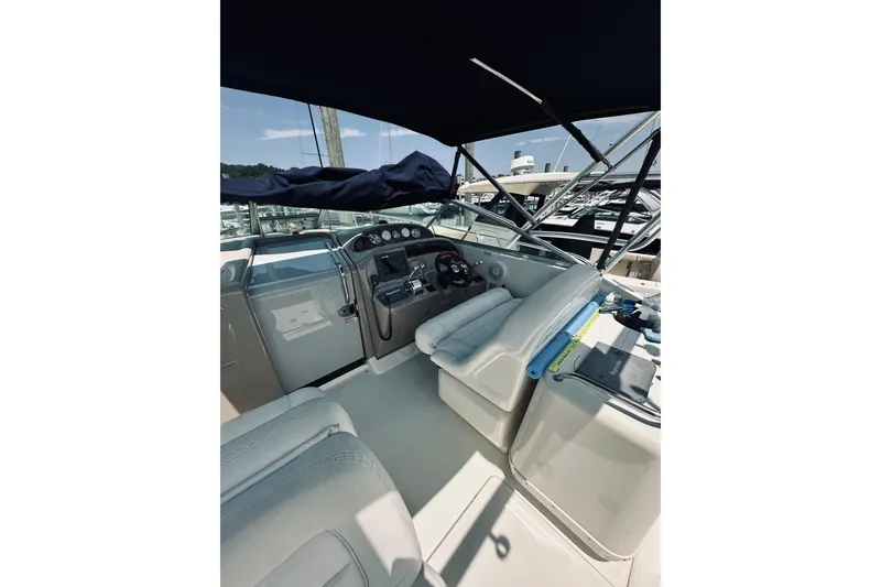 Slide: The Image of Sea Ray 290 Amberjack 2005 - 14