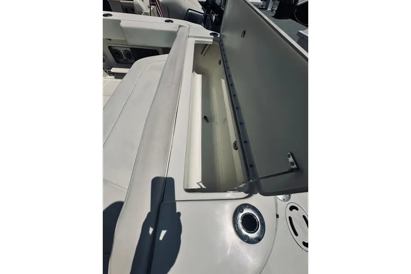 Slide: The Image of Sea Ray 290 Amberjack 2005 - 22