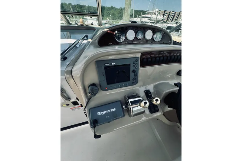 Slide: The Image of Sea Ray 290 Amberjack 2005 - 16