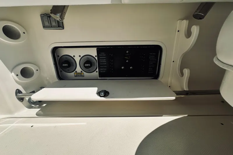 Slide: The Image of Sea Ray 290 Amberjack 2005 - 27