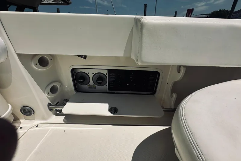 Slide: The Image of Sea Ray 290 Amberjack 2005 - 24