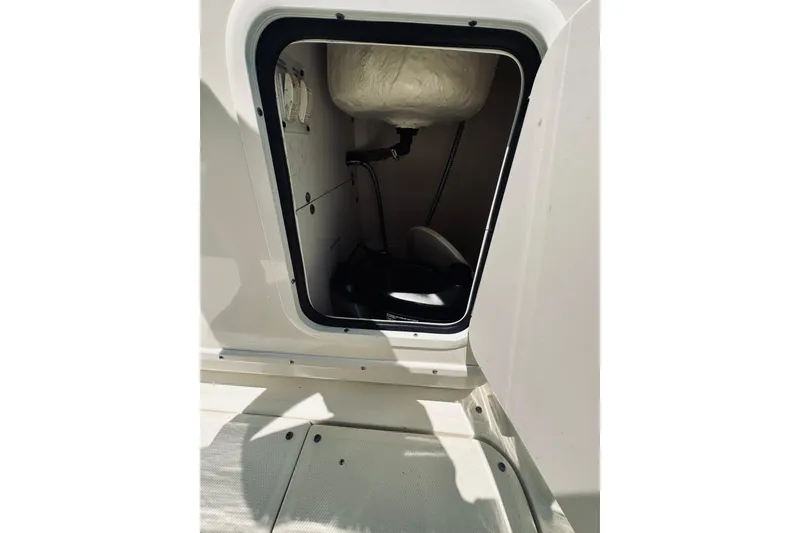 Slide: The Image of Sea Ray 290 Amberjack 2005 - 25