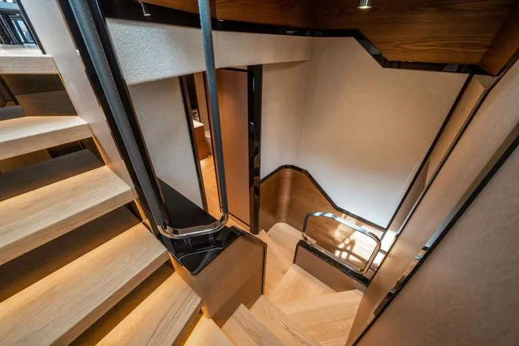 Slide: The Image of 2023 Absolute 68 Navetta - Image 42 - 42