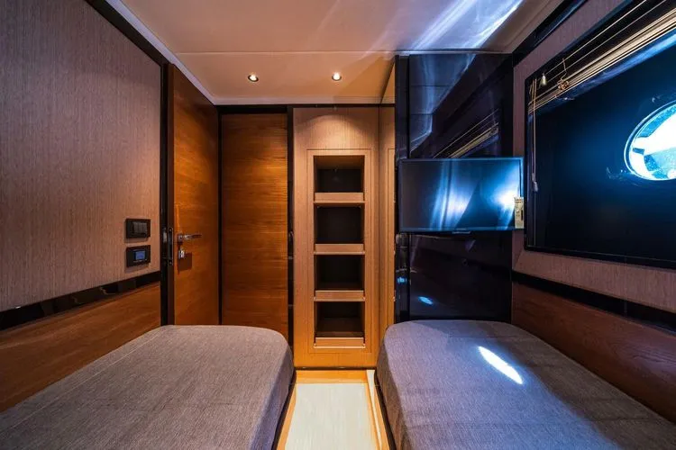 Slide: The Image of 2023 Absolute 68 Navetta - Image 48 - 48