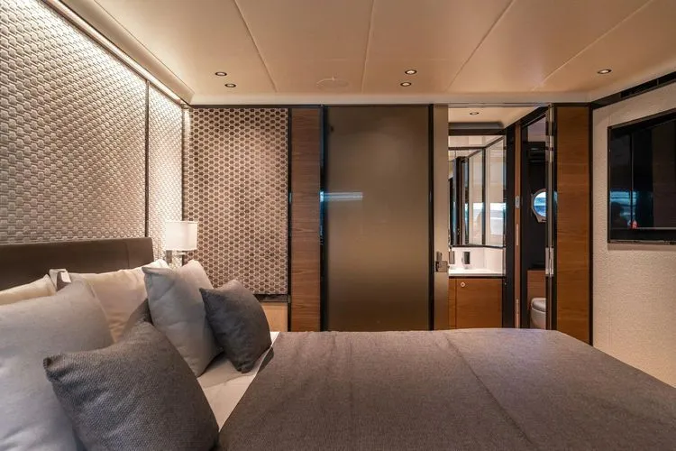 Slide: The Image of 2023 Absolute 68 Navetta - Image 51 - 51