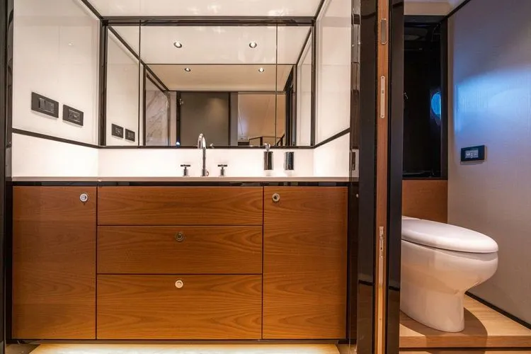 Slide: The Image of 2023 Absolute 68 Navetta - Image 53 - 53