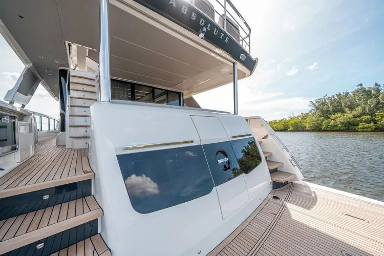 Slide: The Image of 2023 Absolute 68 Navetta - Image 9 - 9