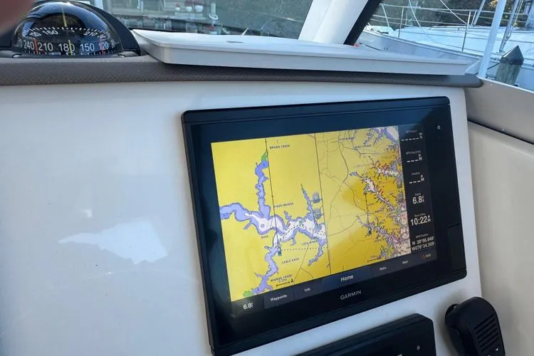 Slide: The Image of 2019 Pursuit Dc 325 Dual Console - Image 24 - 24