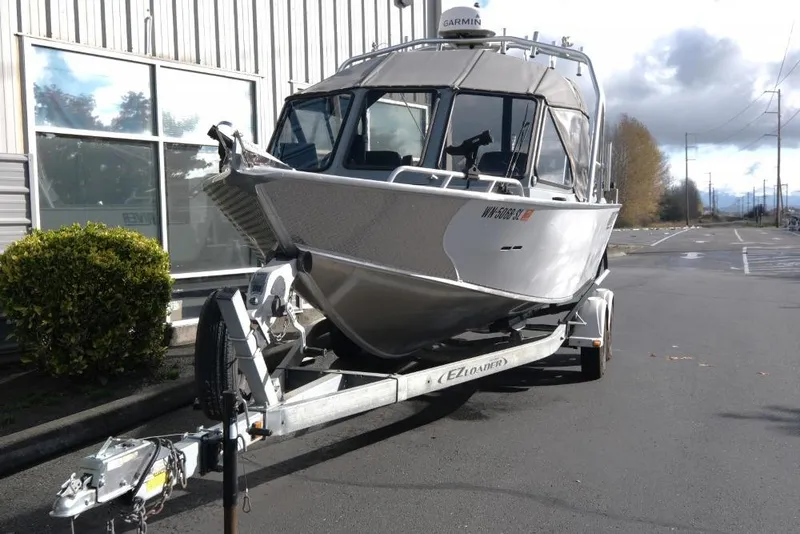 Slide: The Image of 2017 North River 21 SEAHAWK boat on trailer, parked outdoors. - 3