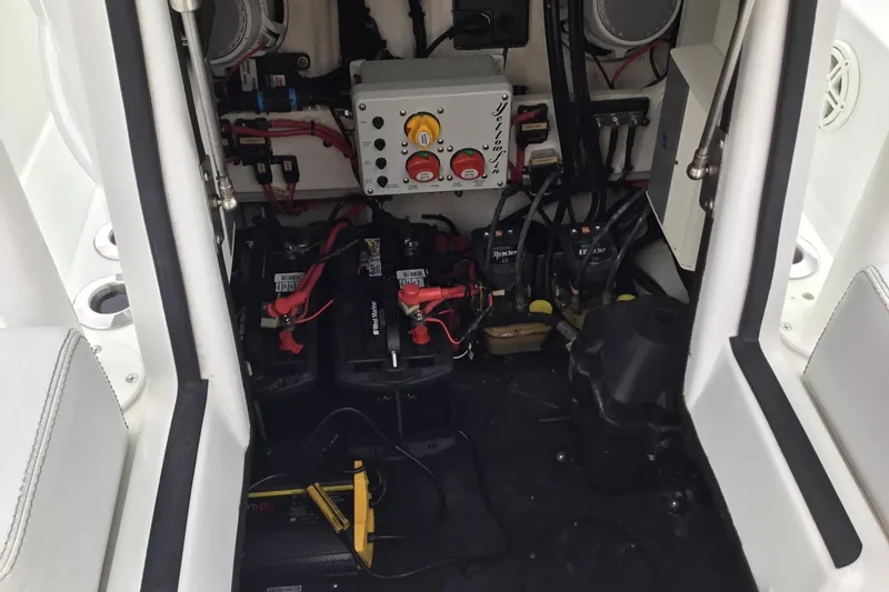 Slide: The Image of 2020 Yellowfin 24 Bay CE boat electrical system with batteries and wiring. - 39