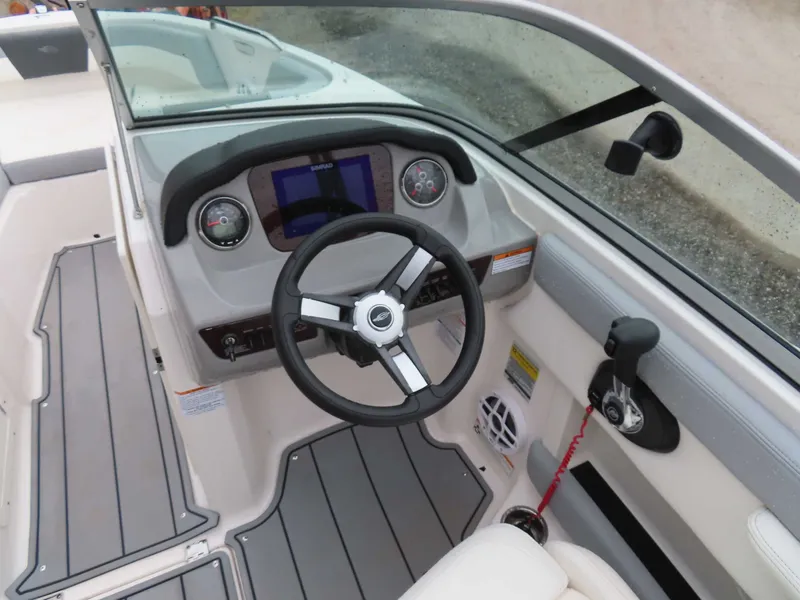 Slide: The Image of Chaparral 21 SSi 2023 - 14