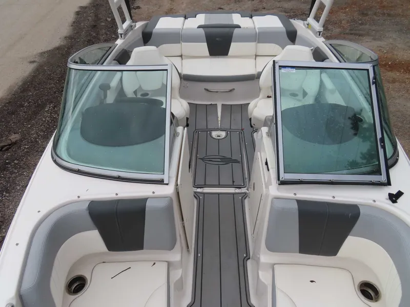 Slide: The Image of Chaparral 21 SSi 2023 - 22