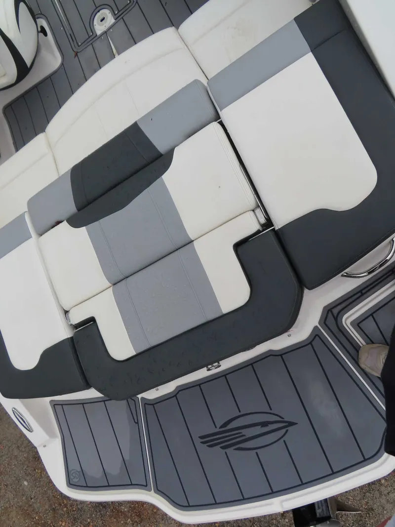 Slide: The Image of Chaparral 21 SSi 2023 - 9