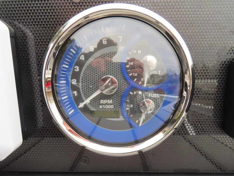 Slide: The Image of Premier Sunsation 230 RL (28 PTX) 2026 - 13