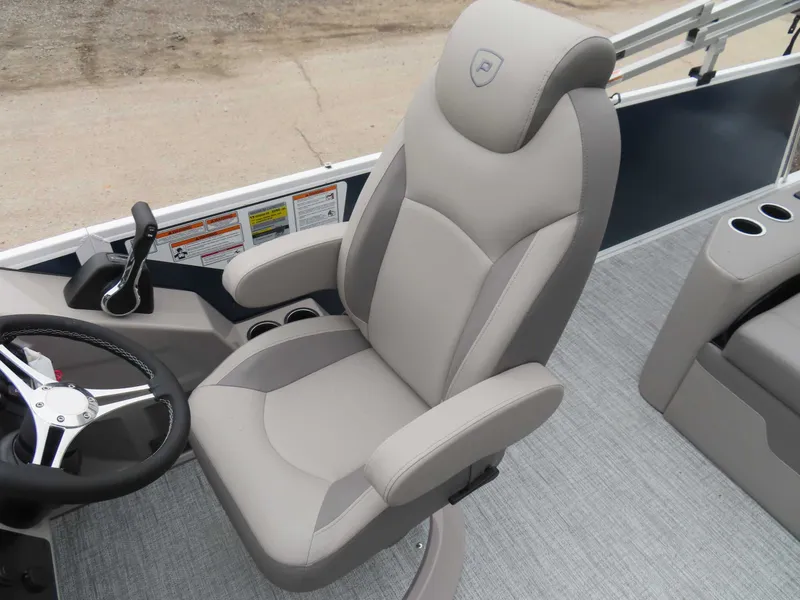 Slide: The Image of Premier Sunsation 230 RL (28 PTX) 2026 - 7