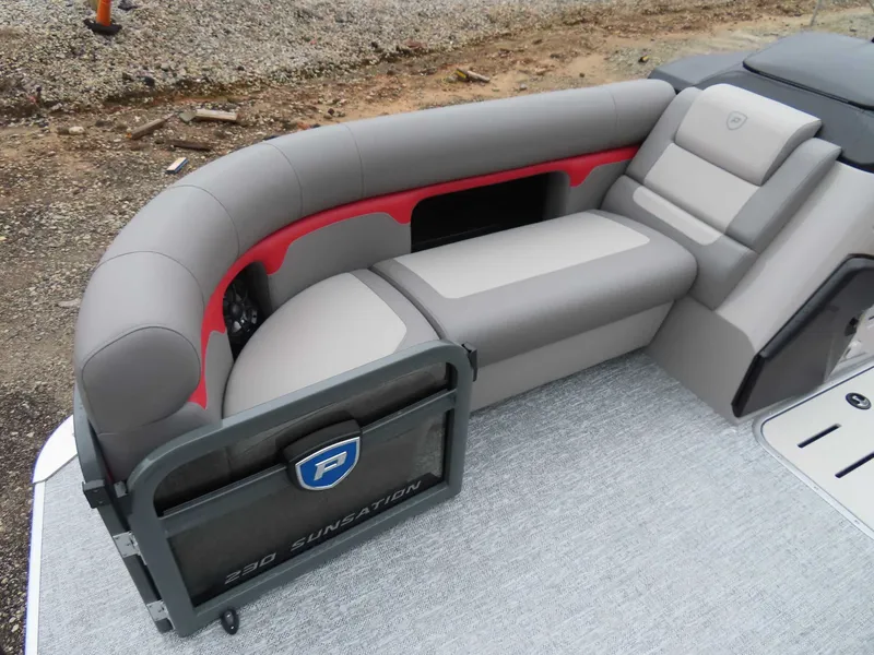 Slide: The Image of Premier Sunsation 230 RS (28 PTX) 2026 - 14