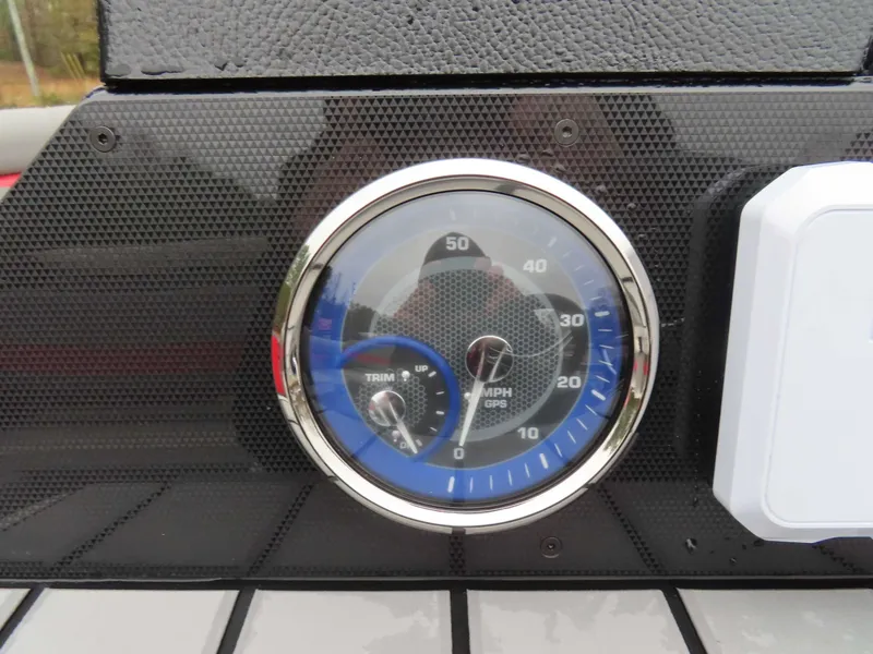 Slide: The Image of Premier Sunsation 230 RS (28 PTX) 2026 - 22