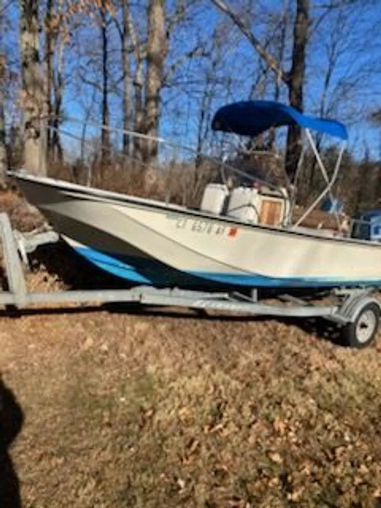 The Image of Boston Whaler Montauk 1986 - 0