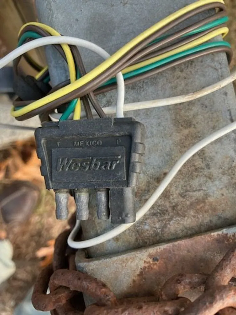 Slide: The Image of Boston Whaler Montauk 1986 - 11