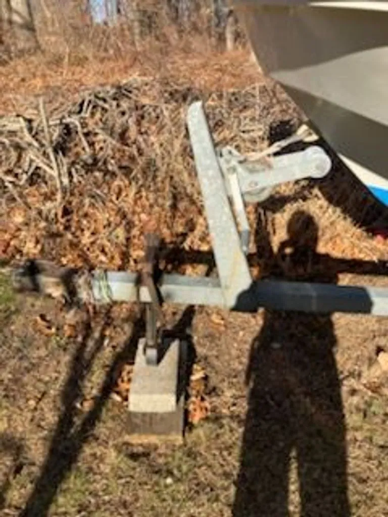 Slide: The Image of Boston Whaler Montauk 1986 - 19