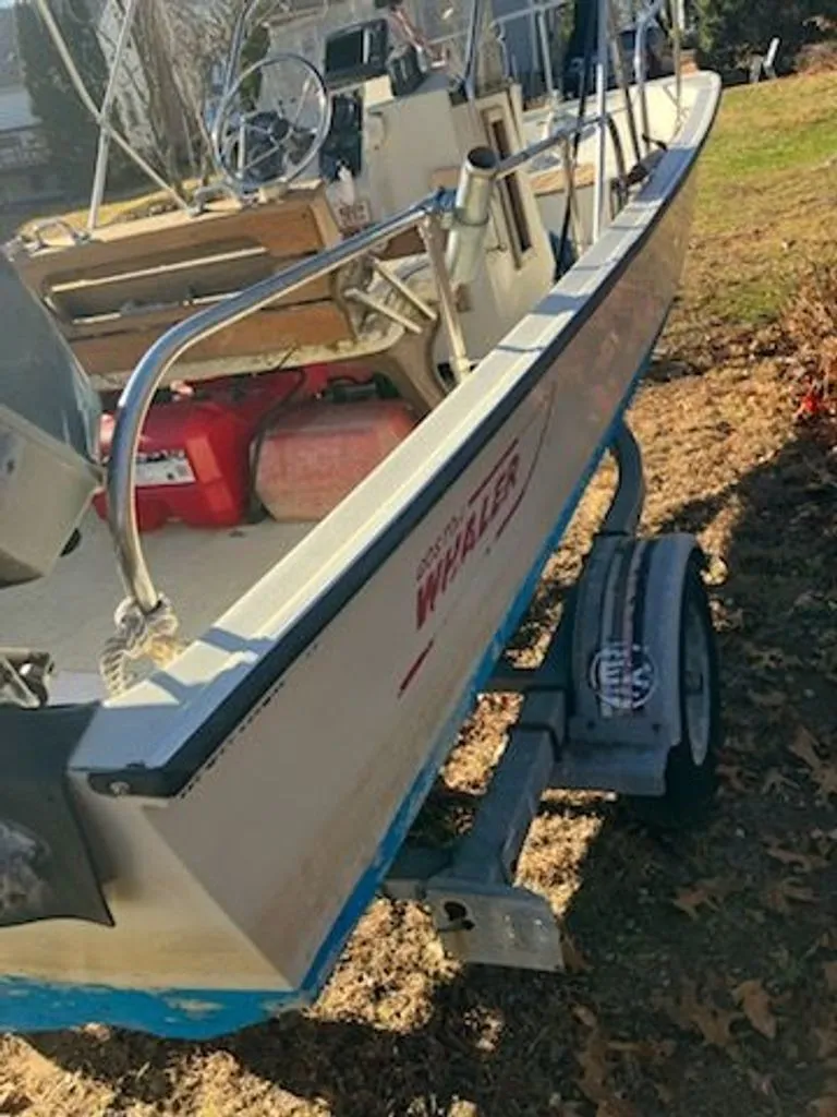 Slide: The Image of Boston Whaler Montauk 1986 - 33