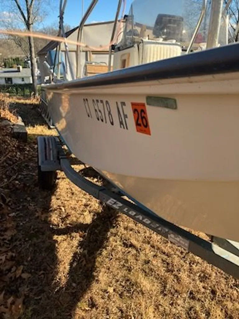 Slide: The Image of Boston Whaler Montauk 1986 - 9