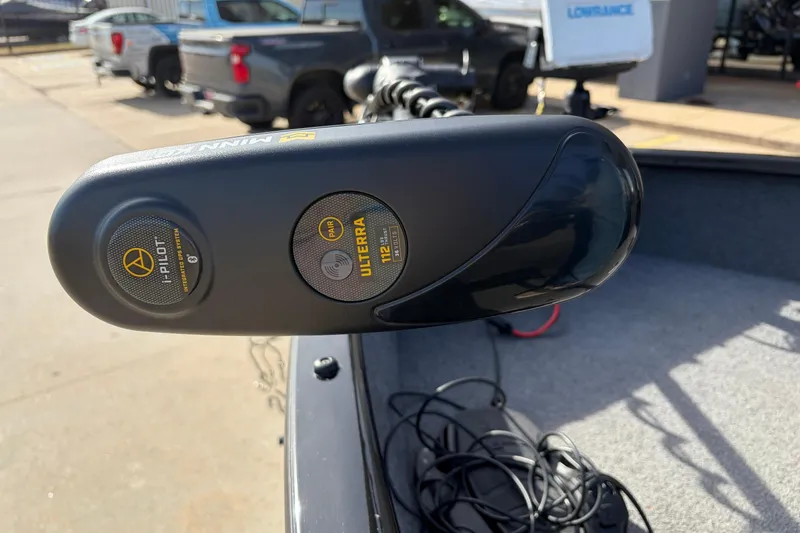 Slide: The Image of 2022 Tracker Pro Guide V-175 Combo with Minn Kota Ulterra motor, i-Pilot feature visible. - 11