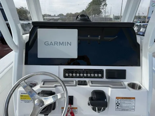 Slide: The Image of Sea Fox 248 Commander 2026 - 10