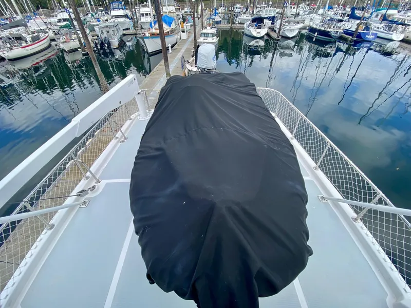 Slide: The Image of 1999 Ocean Alexander 510 Pilothouse at marina. - 31