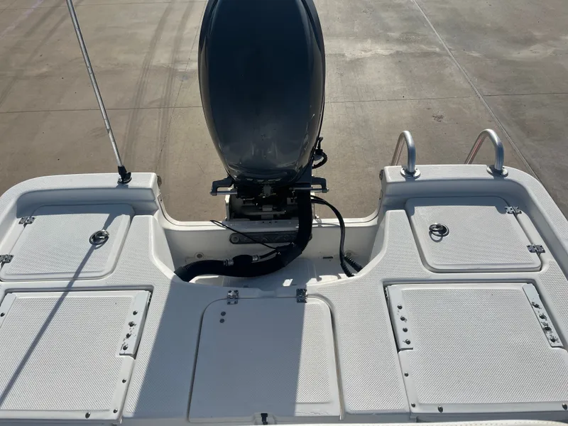 Slide: The Image of Sea Fox 200XT 2012 - 21