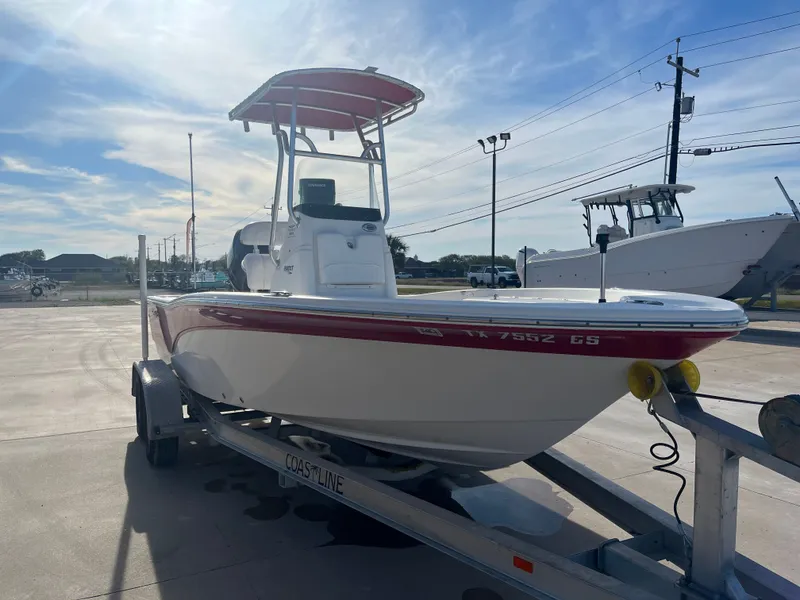 Slide: The Image of Sea Fox 200XT 2012 - 6