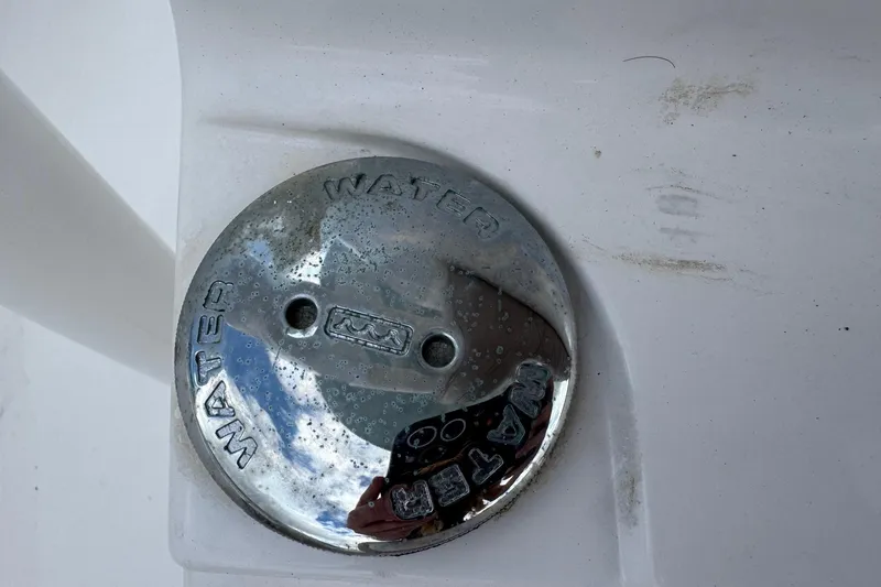 Slide: The Image of Water cap on 2020 Sportsman Heritage 231 Center Console boat. - 38