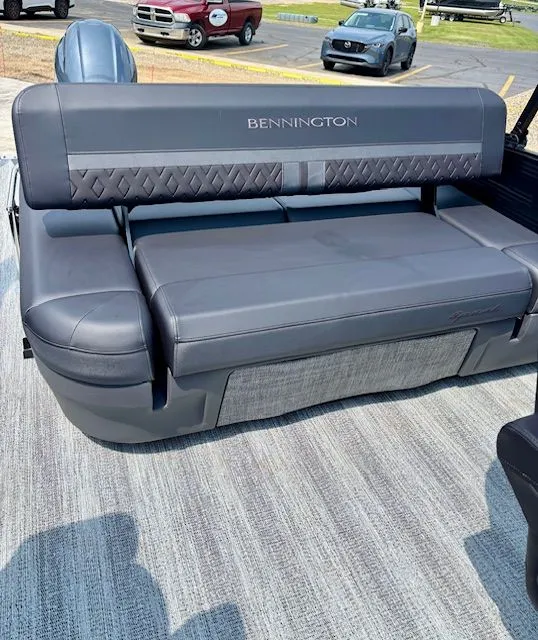 Slide: The Image of Bennington M Series 22 M-Swing Back 2026 - 15