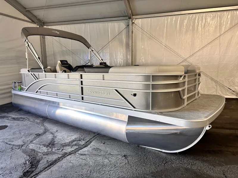 Slide: The Image of Bennington S-One 22 SSR TWIN TUBE 2026 - 1