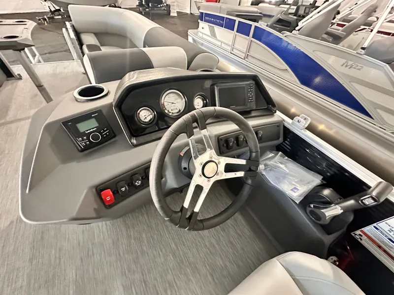 Slide: The Image of Bennington S-One 22 SSB TWIN TUBE 2026 - 4