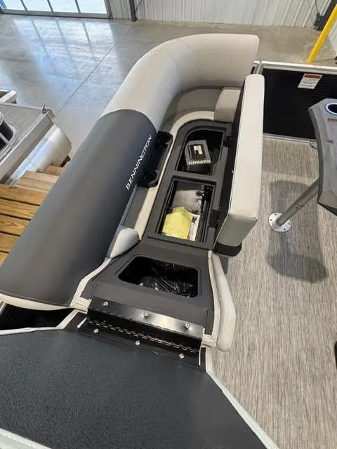 Slide: The Image of Interior of a 2026 Bennington S-1 22 SSR TWIN TUBE boat. - 6